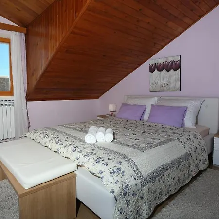 Klecak Apartment